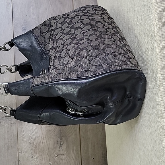 Coach Lexy Signature Black /Gray Shoulder Bag F57612 - Picture 3 of 13